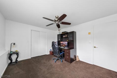 2 Caryn Place Fairfield NJ 07004