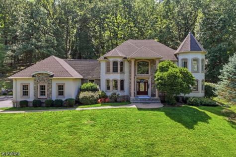 183 Church Road Holland NJ 08848