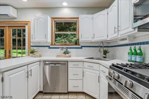 52 Warfield Street Montclair NJ 07043