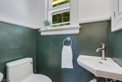 52 Warfield Street Montclair NJ 07043