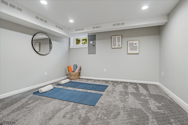 52 Warfield Street Montclair NJ 07043