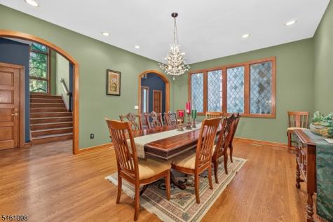 8 Springhill Road Franklin NJ 08801