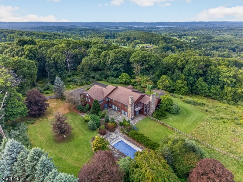 8 Springhill Road Franklin NJ 08801