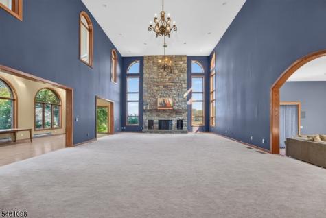8 Springhill Road Franklin NJ 08801