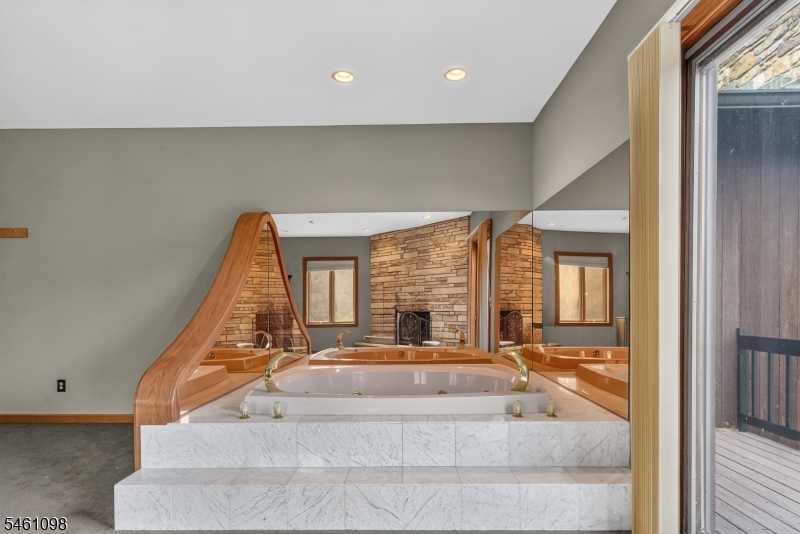 8 Springhill Road Franklin NJ 08801