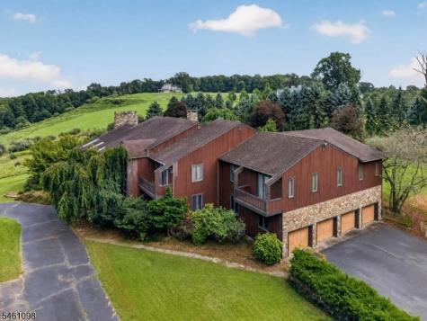 8 Springhill Road Franklin NJ 08801