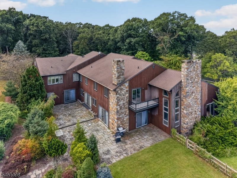 8 Springhill Road Franklin NJ 08801