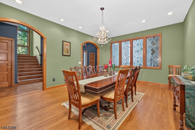 8 Springhill Road Franklin NJ 08801