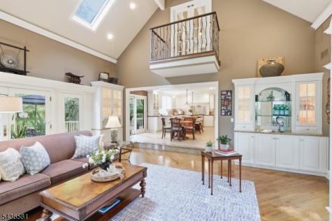 9 Proprietor Lane Readington NJ 08889