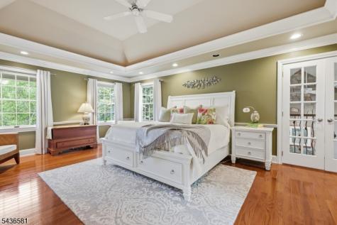 9 Proprietor Lane Readington NJ 08889