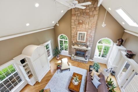 9 Proprietor Lane Readington NJ 08889
