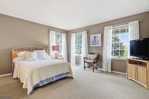 9 Proprietor Lane Readington NJ 08889