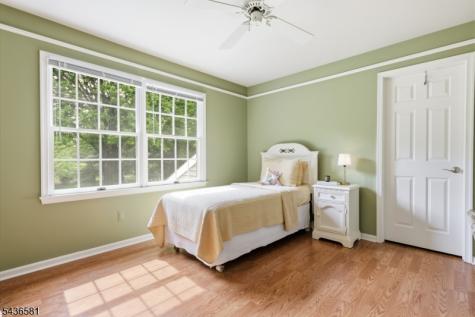 9 Proprietor Lane Readington NJ 08889