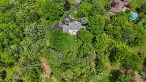 9 Proprietor Lane Readington NJ 08889