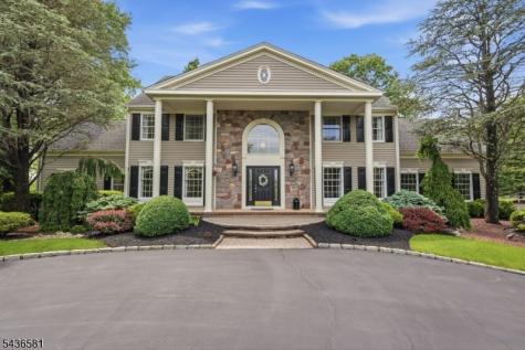 9 Proprietor Lane Readington NJ 08889