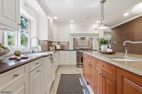 9 Proprietor Lane Readington NJ 08889