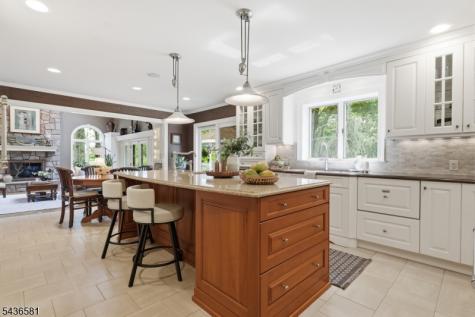 9 Proprietor Lane Readington NJ 08889