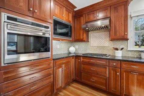 22 Brook Hollow Lane New Providence NJ 07974