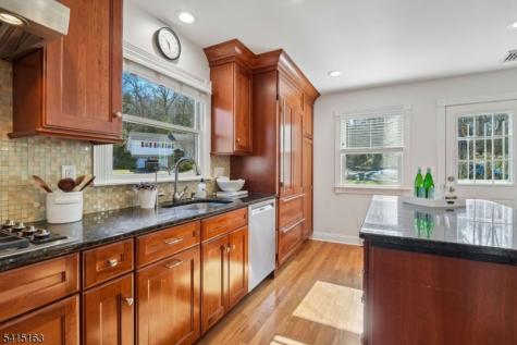 22 Brook Hollow Lane New Providence NJ 07974