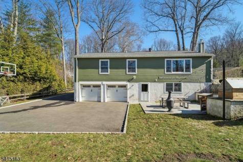 22 Brook Hollow Lane New Providence NJ 07974