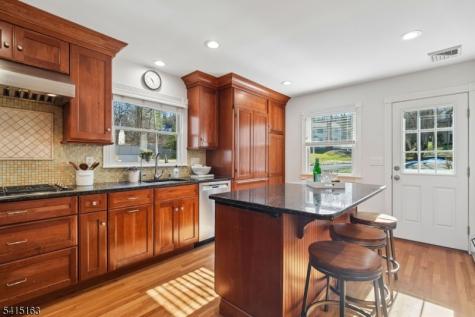 22 Brook Hollow Lane New Providence NJ 07974