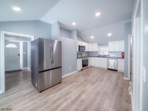 10 Ludlow Street Jefferson NJ 07885