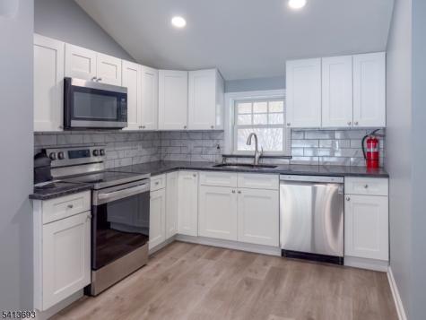 10 Ludlow Street Jefferson NJ 07885