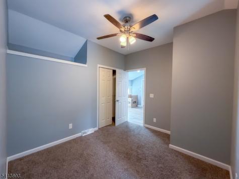 10 Ludlow Street Jefferson NJ 07885