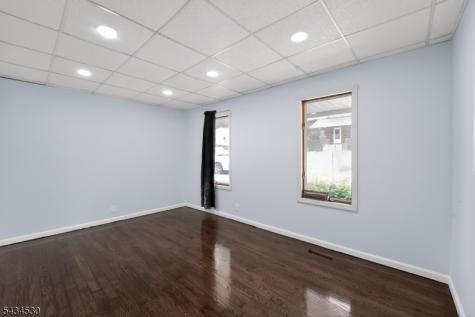 139 N Prospect Street Lopatcong NJ 08865
