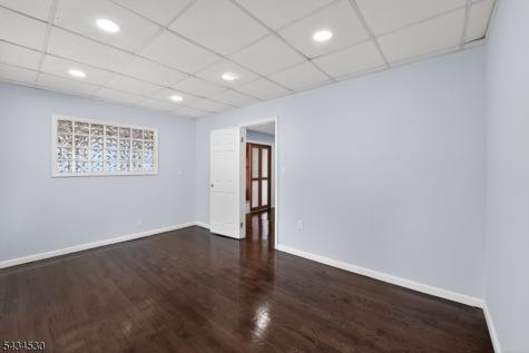 139 N Prospect Street Lopatcong NJ 08865
