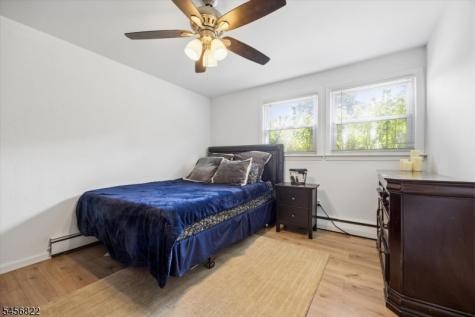 11 Surrey Lane Springfield NJ 07081