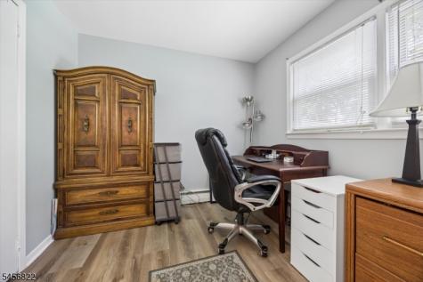 11 Surrey Lane Springfield NJ 07081