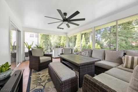 11 Surrey Lane Springfield NJ 07081
