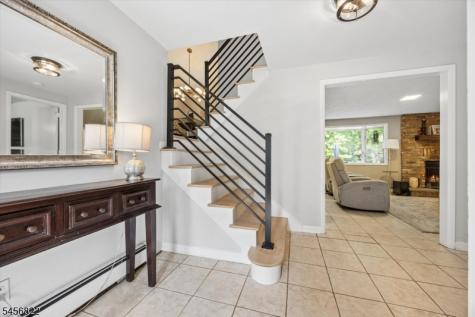 11 Surrey Lane Springfield NJ 07081