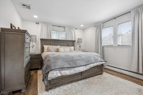 11 Surrey Lane Springfield NJ 07081