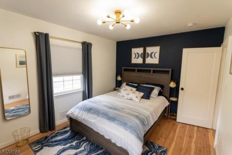 52 Knollwood Terrace Clifton NJ 07012