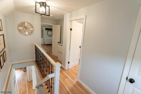 52 Knollwood Terrace Clifton NJ 07012