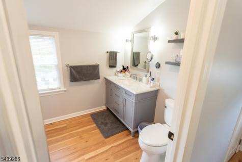 52 Knollwood Terrace Clifton NJ 07012