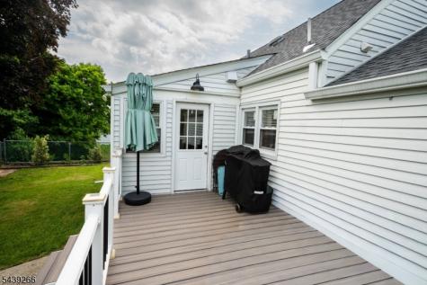 52 Knollwood Terrace Clifton NJ 07012