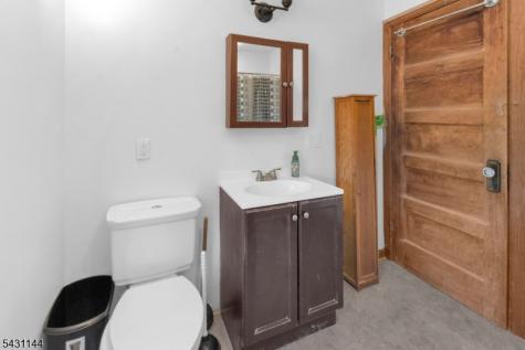 17 Wellington Avenue West Orange NJ 07052