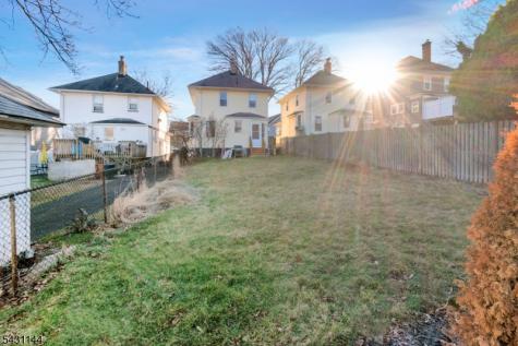 17 Wellington Avenue West Orange NJ 07052