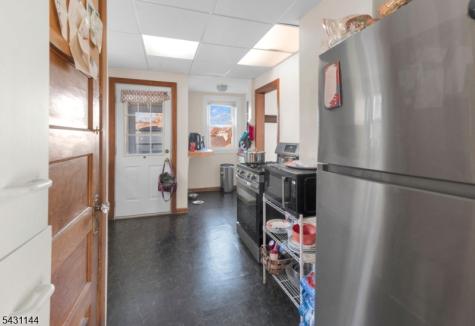 17 Wellington Avenue West Orange NJ 07052
