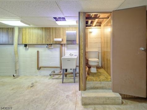 55 New Amwell Road Hillsborough NJ 08844