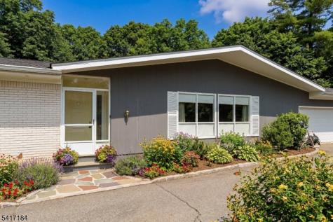 160 Glenview Road South Orange Village NJ 07079