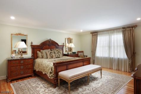 12 Buttonwood Court Montgomery NJ 08502