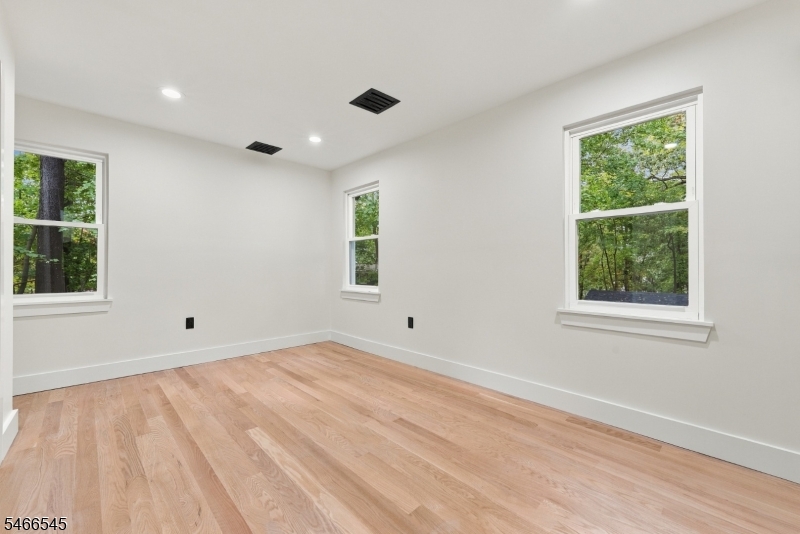 1310 Woodland Avenue Plainfield NJ 07060