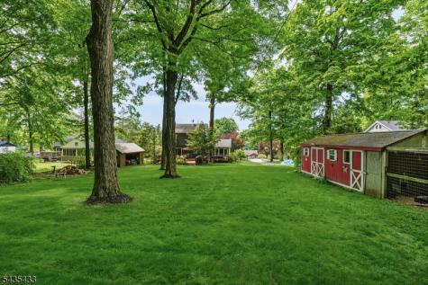 61 Tamarack Trail Hardyston NJ 07460