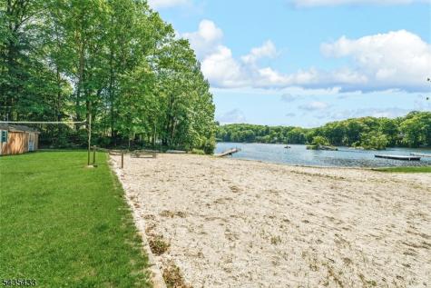 61 Tamarack Trail Hardyston NJ 07460