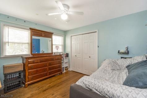 50 Buckley Hill Drive Lopatcong NJ 08865