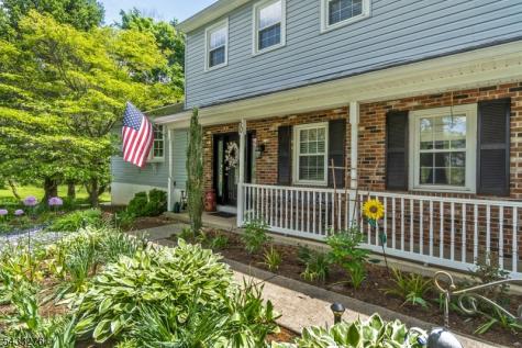 50 Buckley Hill Drive Lopatcong NJ 08865